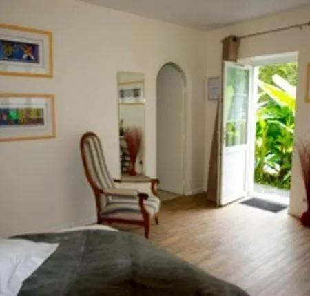 Castel Du Pont D Oly 酒店 3*