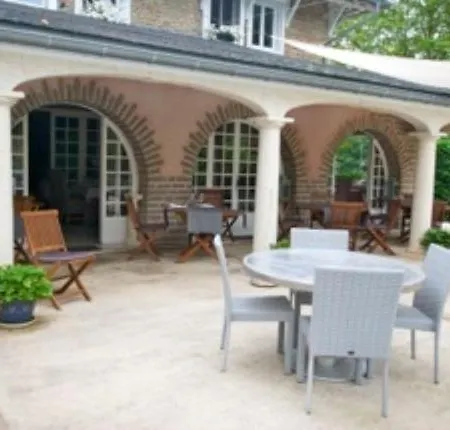 Castel Du Pont D Oly 酒店