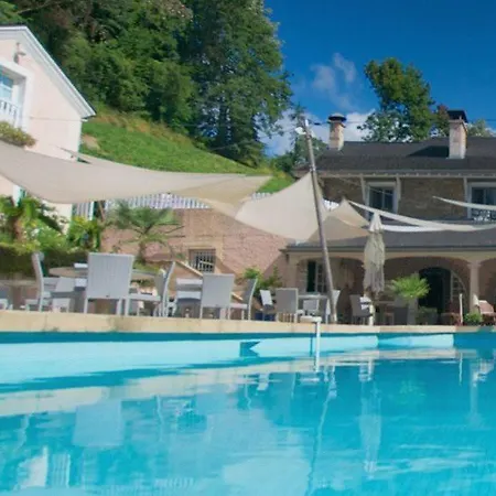 Castel Du Pont D Oly 3*