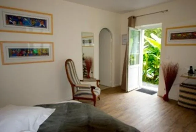 Castel Du Pont D Oly Hotel 3*