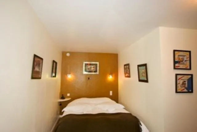 Hotel Castel Du Pont D Oly