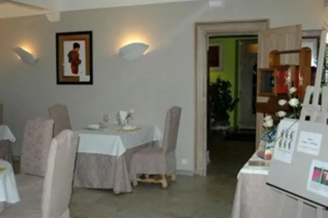 Hotel Castel Du Pont D Oly 3*