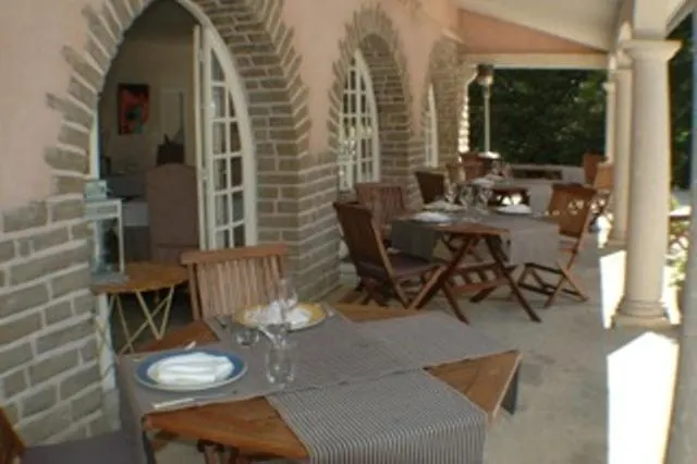 Castel Du Pont D Oly 3*